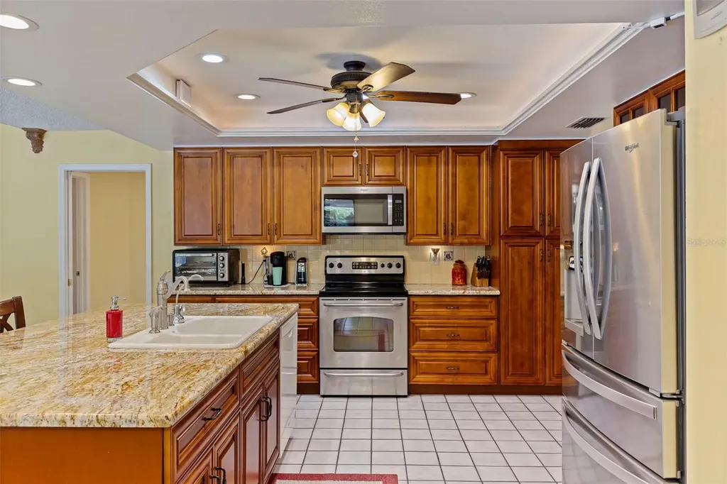 450 Waterford Circle E Tarpon Springs FL 34688