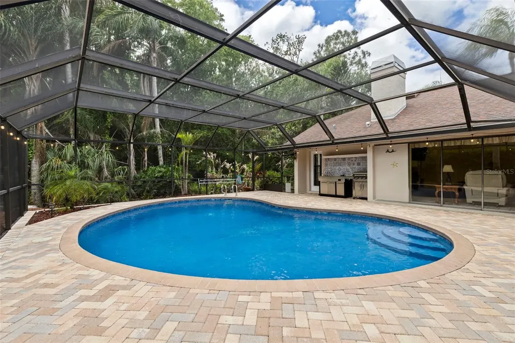 450 Waterford Circle E Tarpon Springs FL 34688
