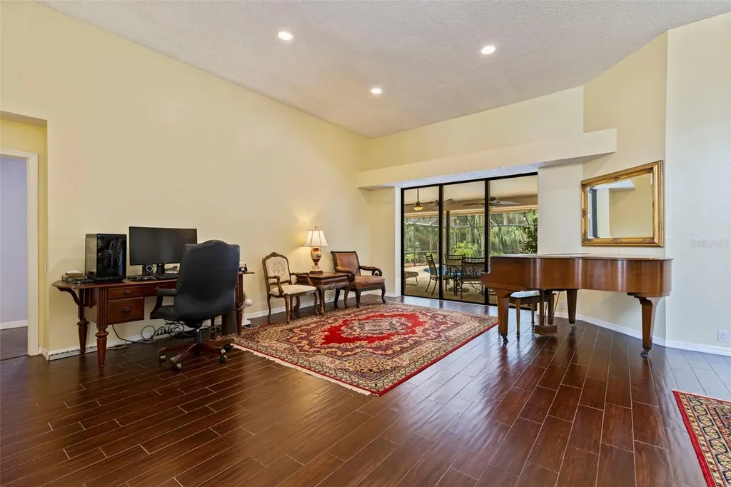 450 Waterford Circle E Tarpon Springs FL 34688