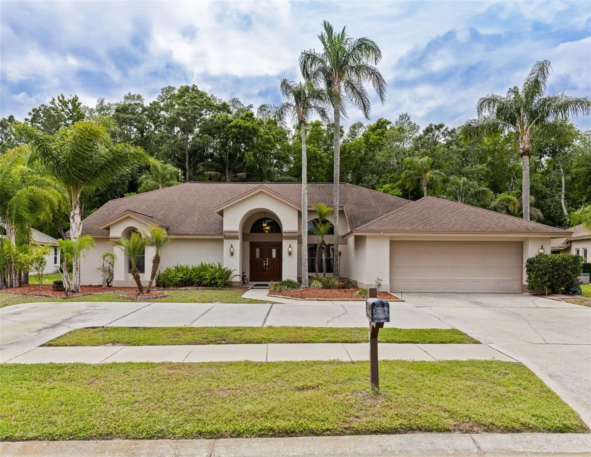450 Waterford Circle E Tarpon Springs FL 34688