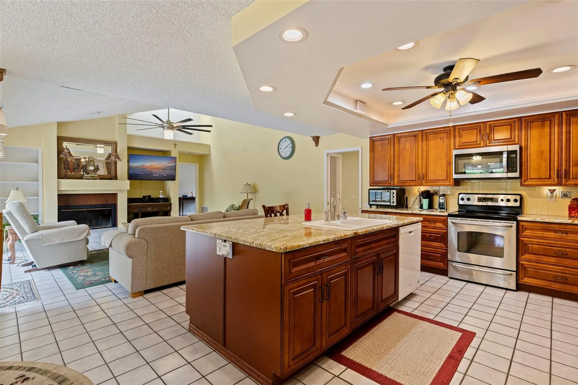 450 Waterford Circle E Tarpon Springs FL 34688