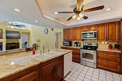 450 Waterford Circle E Tarpon Springs FL 34688