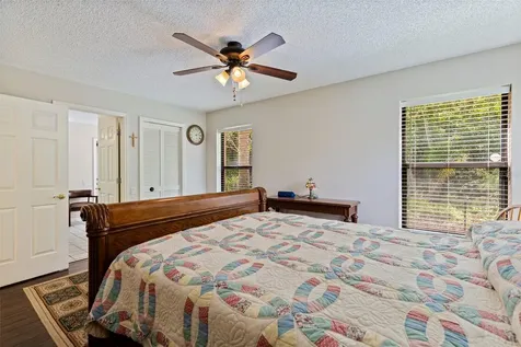 450 Waterford Circle E Tarpon Springs FL 34688
