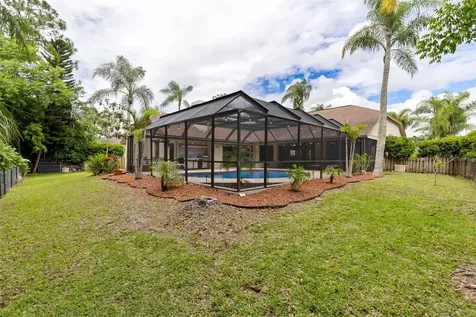 450 Waterford Circle E Tarpon Springs FL 34688