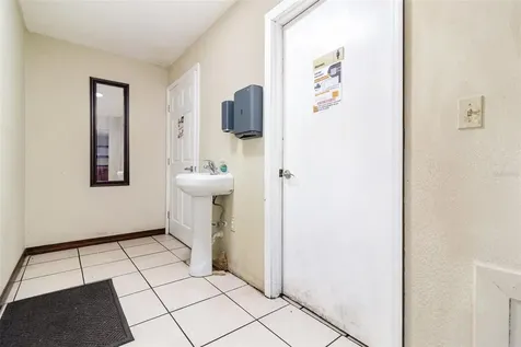 2516 Sanford Avenue Sanford FL 32773