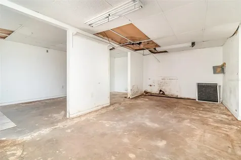 2516 Sanford Avenue Sanford FL 32773