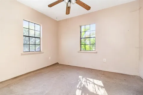 2516 Sanford Avenue Sanford FL 32773