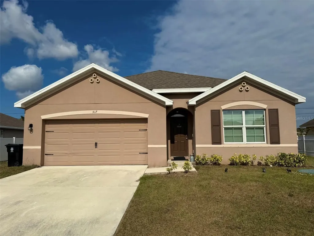 517 SW Lacroix Avenue Port St Lucie FL 34953