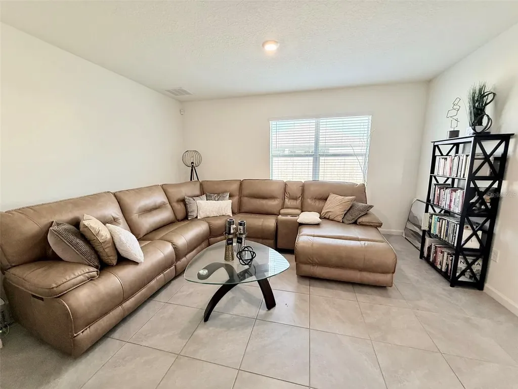 517 SW Lacroix Avenue Port St Lucie FL 34953