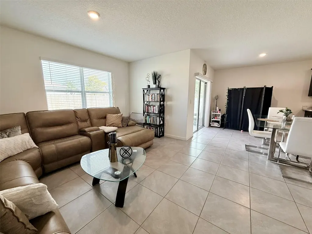 517 SW Lacroix Avenue Port St Lucie FL 34953