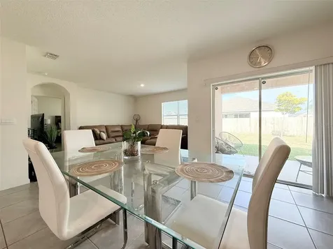 517 SW Lacroix Avenue Port St Lucie FL 34953