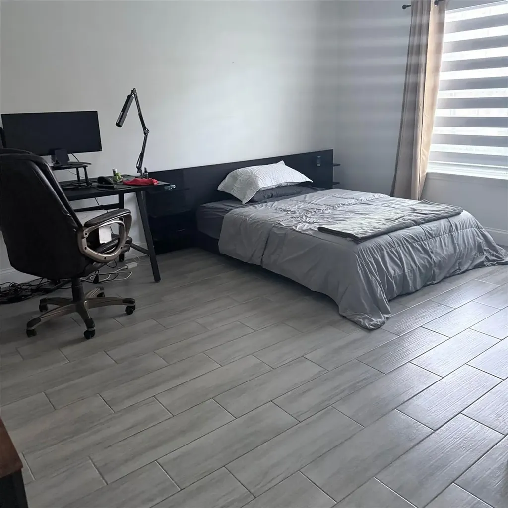 4833 Cypress Woods Drive Orlando FL 32811
