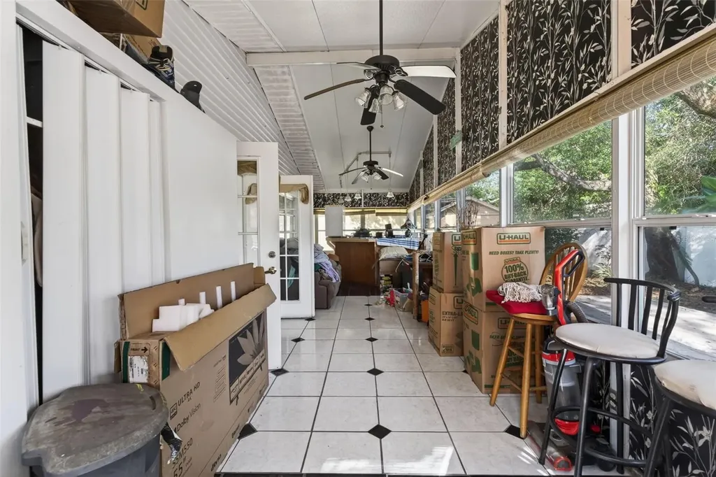 5221 Chenault Avenue Orlando FL 32839