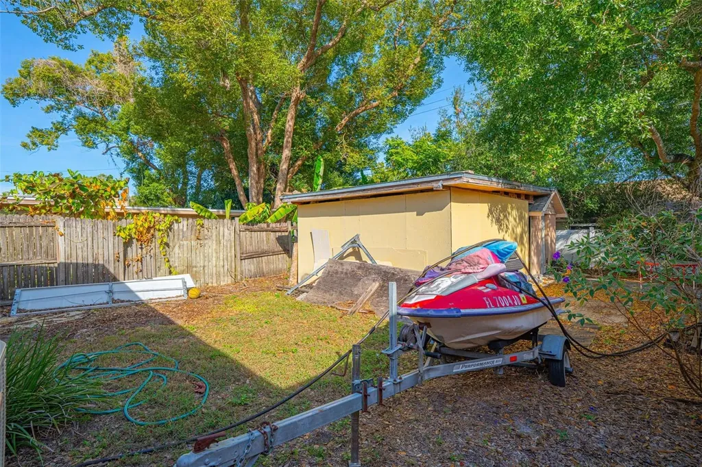 5221 Chenault Avenue Orlando FL 32839
