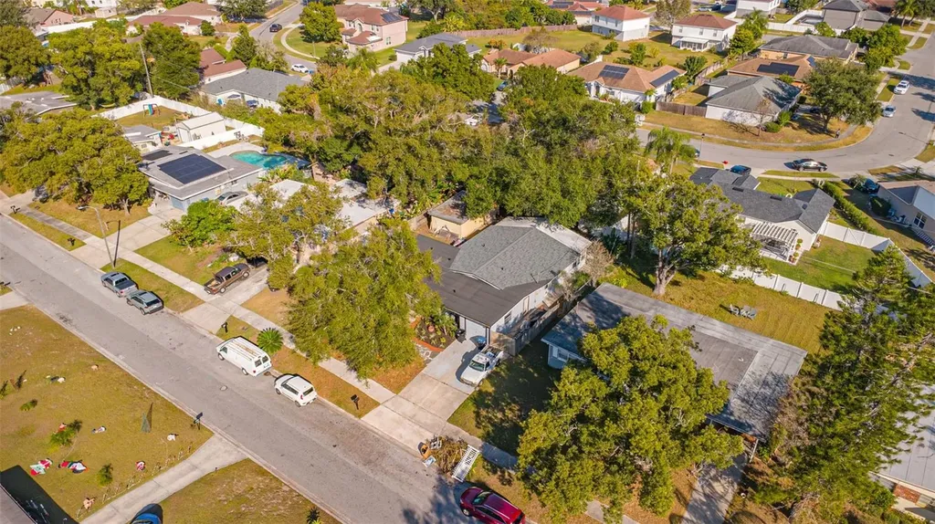 5221 Chenault Avenue Orlando FL 32839