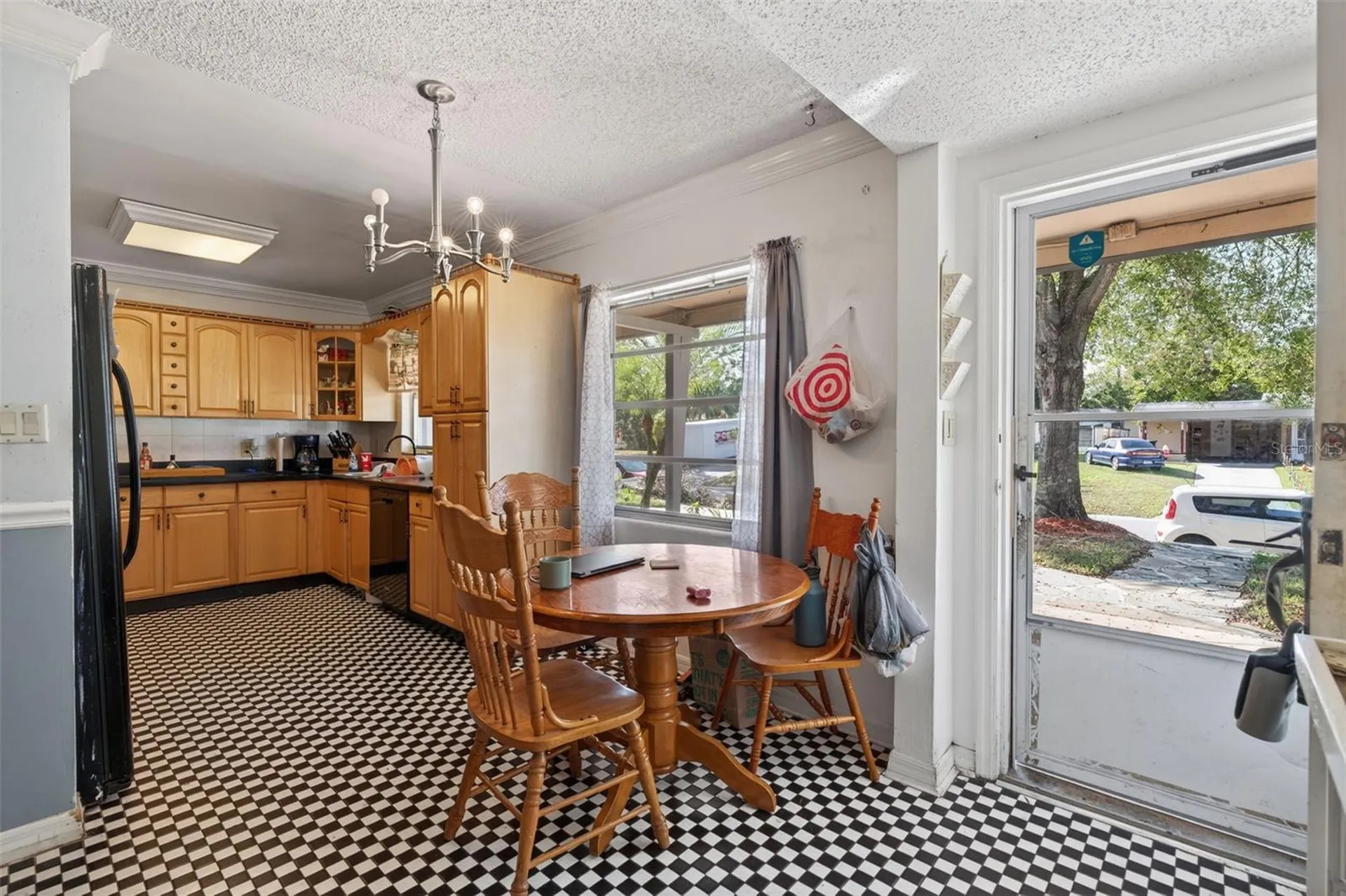 5221 Chenault Avenue Orlando FL 32839