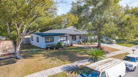 5221 Chenault Avenue Orlando FL 32839