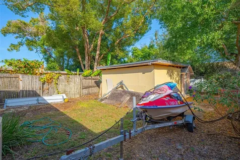 5221 Chenault Avenue Orlando FL 32839