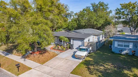 5221 Chenault Avenue Orlando FL 32839