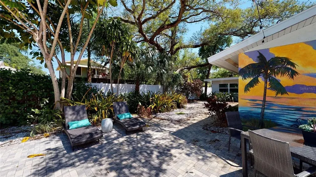 1912 Morrill Sarasota FL 34236