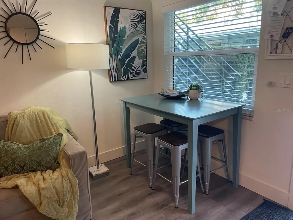 1912 Morrill Sarasota FL 34236