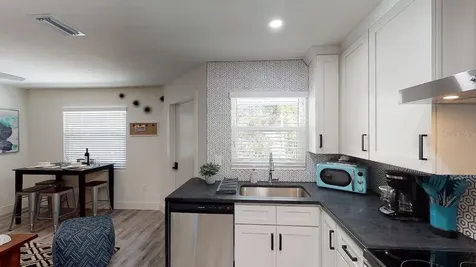 1912 Morrill Sarasota FL 34236