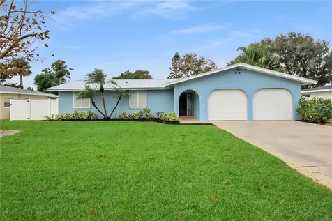 445 Desoto Drive New Smyrna Beach FL 32169