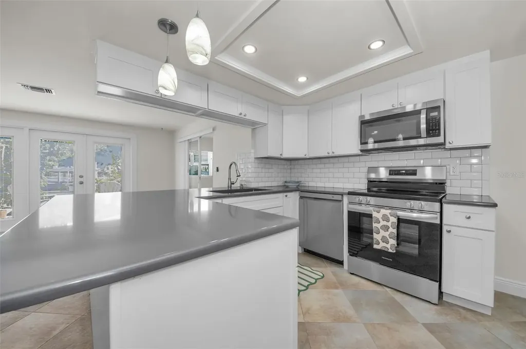 13926 Darlene Avenue Hudson FL 34667