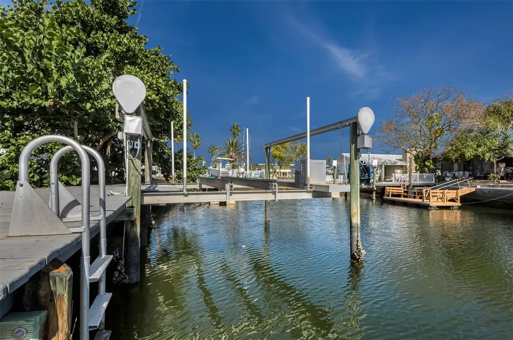 13926 Darlene Avenue Hudson FL 34667