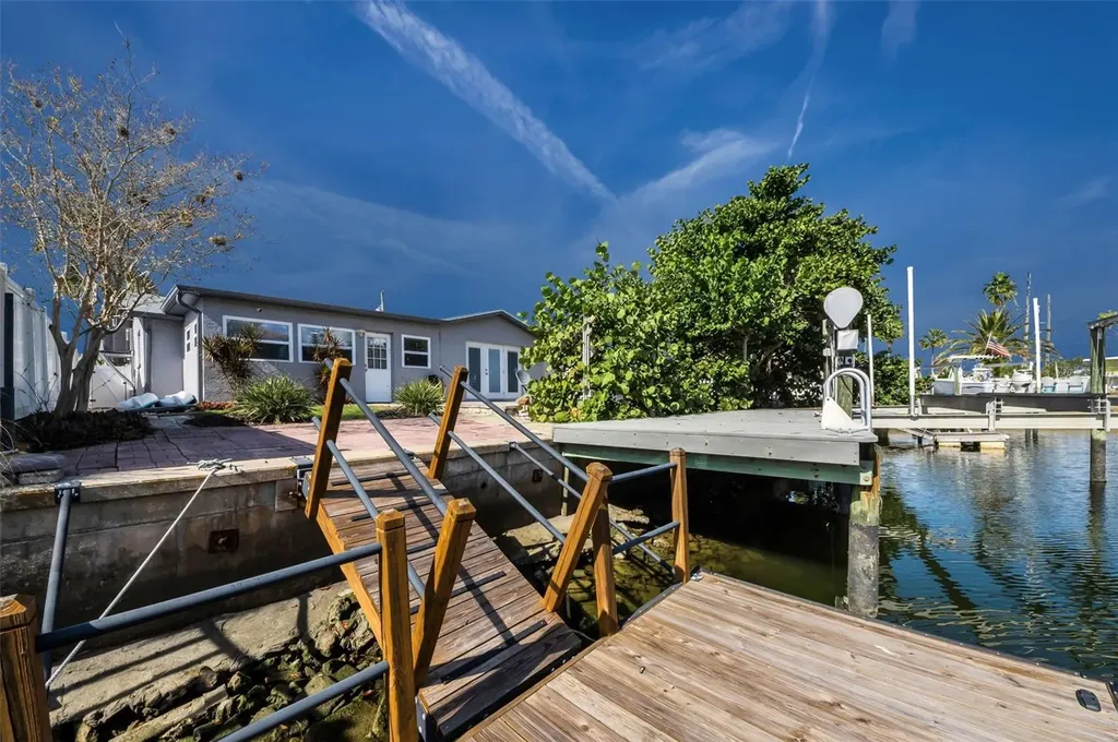 13926 Darlene Avenue Hudson FL 34667