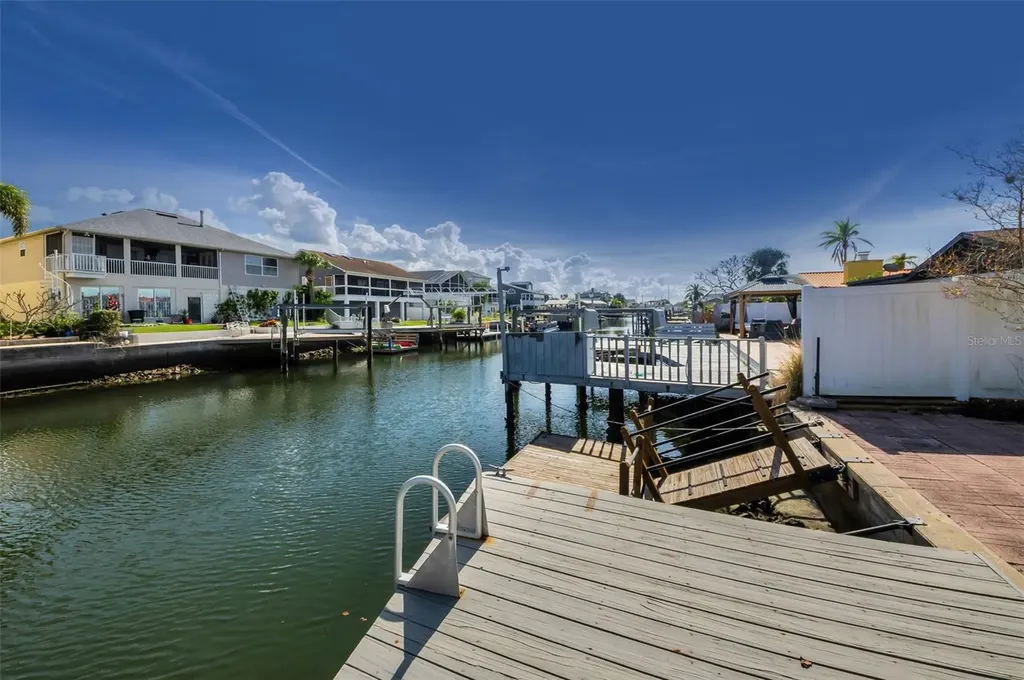 13926 Darlene Avenue Hudson FL 34667