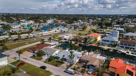 13926 Darlene Avenue Hudson FL 34667