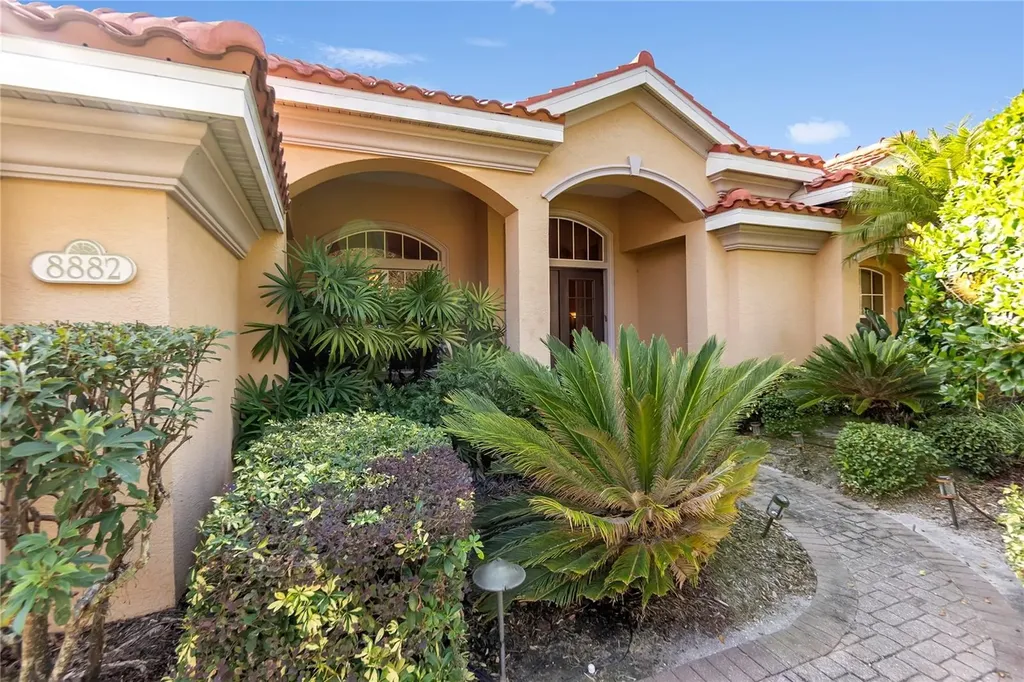 8882 Bloomfield Boulevard Sarasota FL 34238