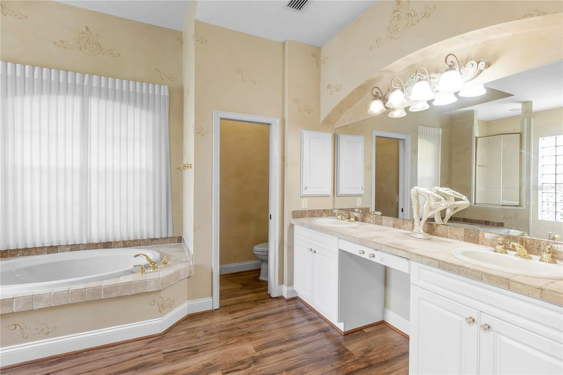 8882 Bloomfield Boulevard Sarasota FL 34238