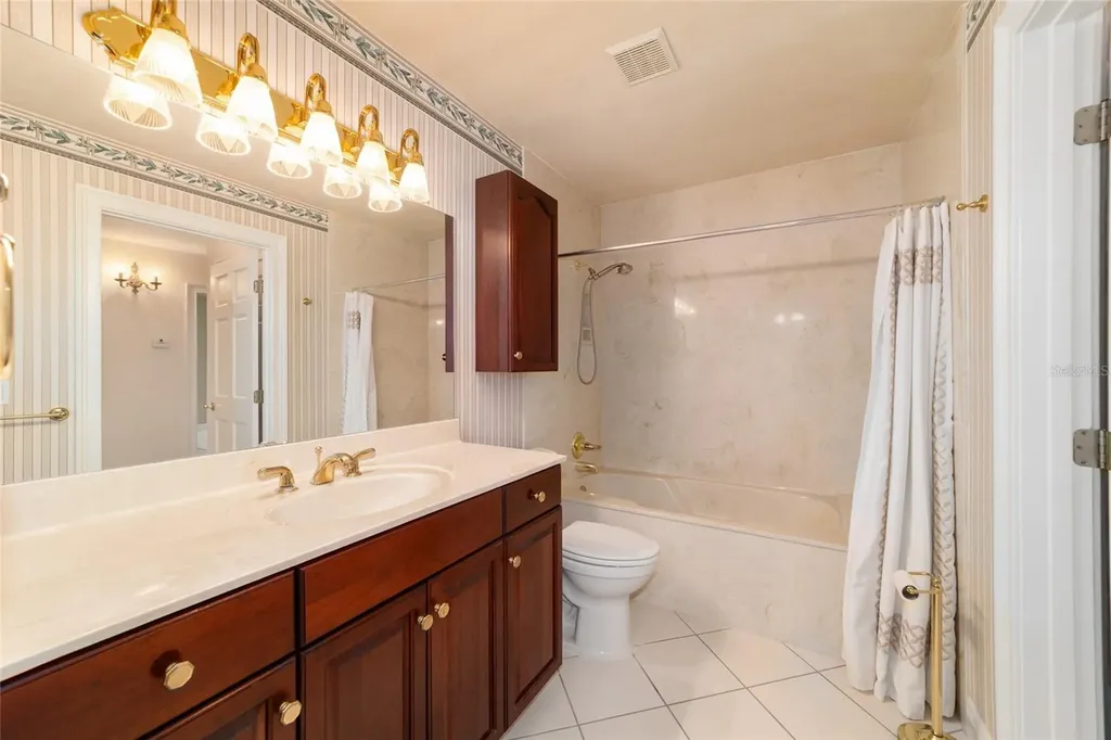 1570 SE 73rd Place Ocala FL 34480