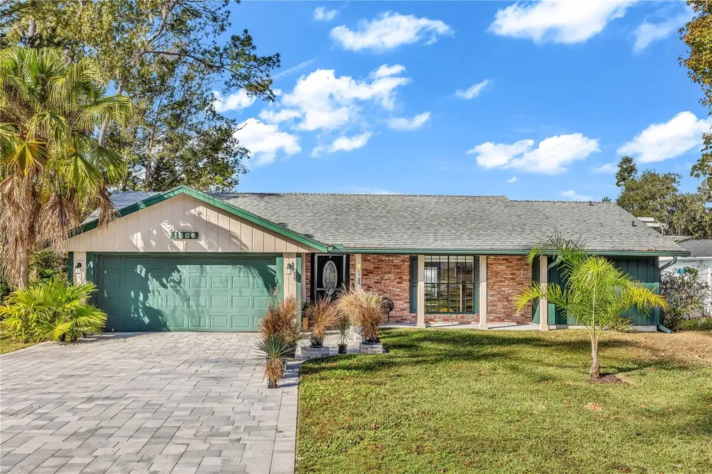 1506 June Avenue Brooksville FL 34601
