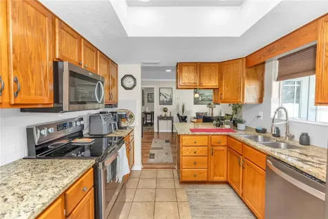 1506 June Avenue Brooksville FL 34601