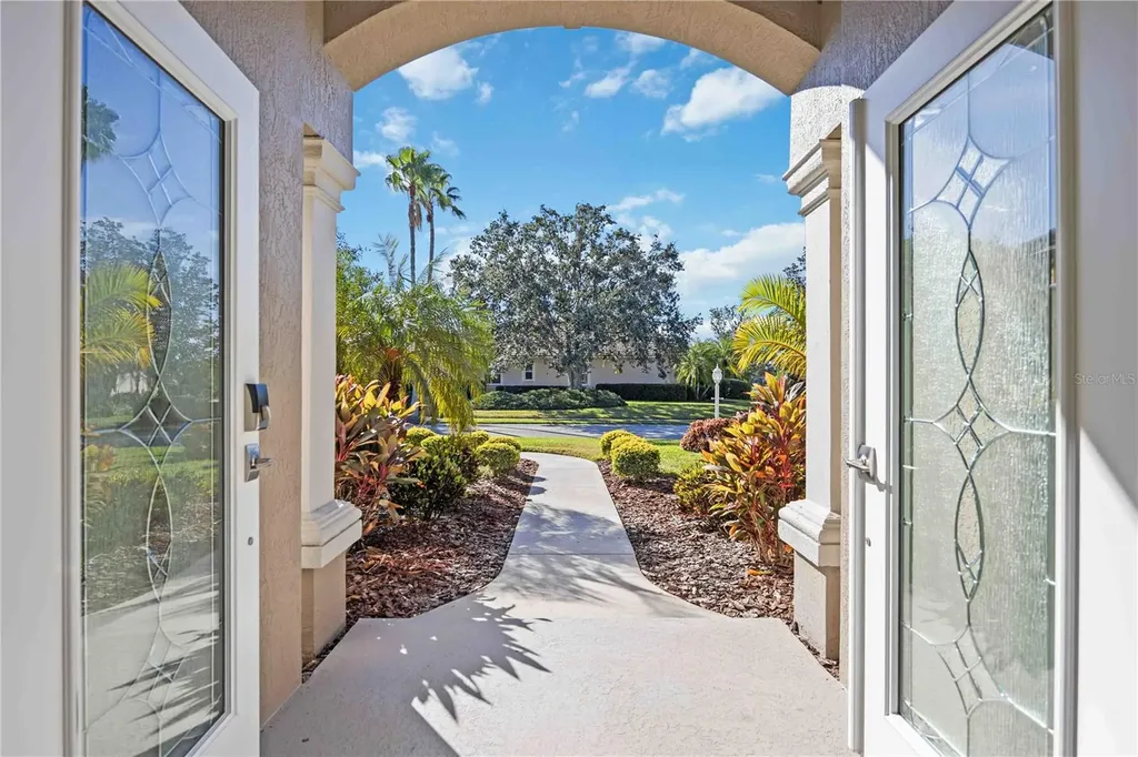 7922 Royal Birkdale Circle Lakewood Ranch FL 34202