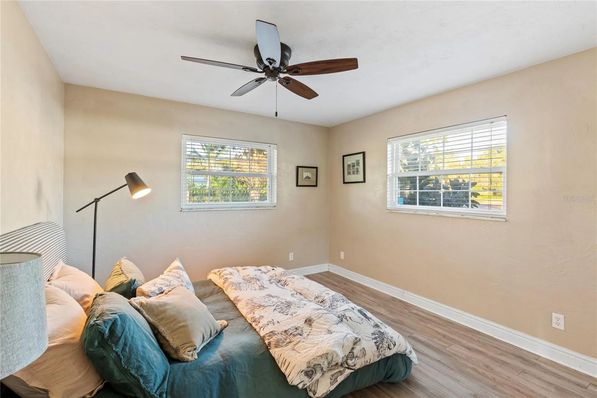 226 75th Street N St Petersburg FL 33710
