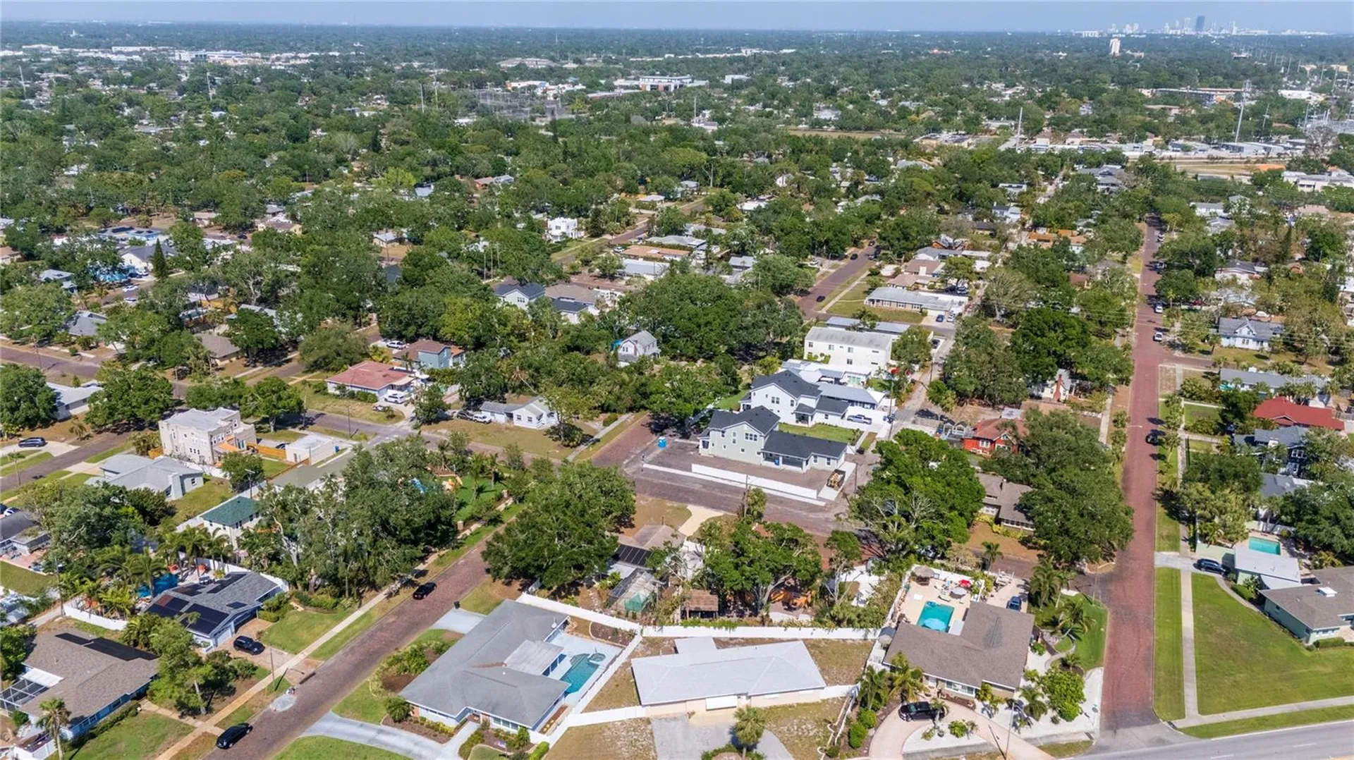 226 75th Street N St Petersburg FL 33710