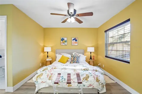 226 75th Street N St Petersburg FL 33710