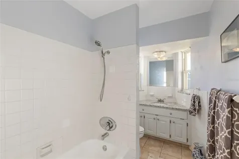 226 75th Street N St Petersburg FL 33710