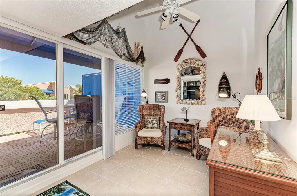 4725 Gulf Of Mexico Drive Longboat Key FL 34228