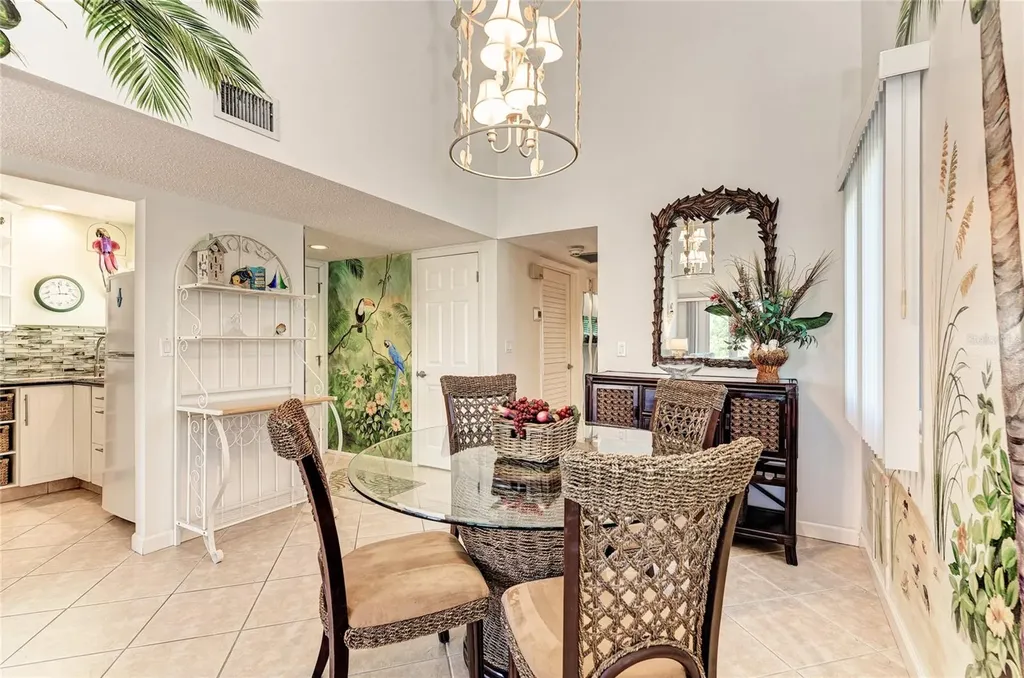 4725 Gulf Of Mexico Drive Longboat Key FL 34228