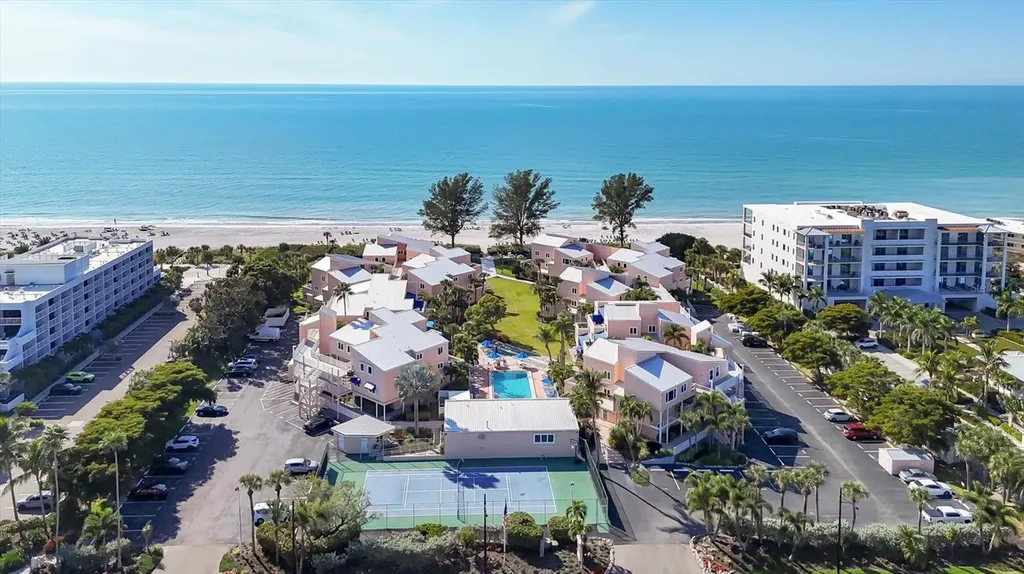 4725 Gulf Of Mexico Drive Longboat Key FL 34228