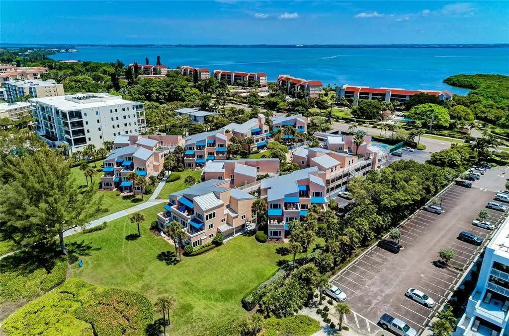 4725 Gulf Of Mexico Drive Longboat Key FL 34228