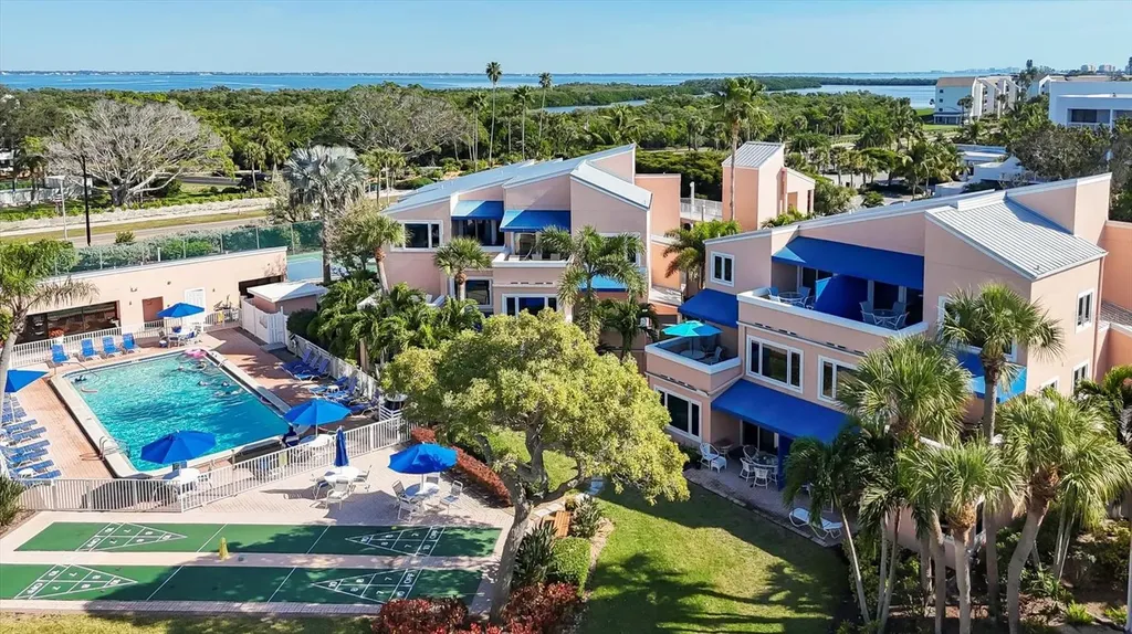4725 Gulf Of Mexico Drive Longboat Key FL 34228