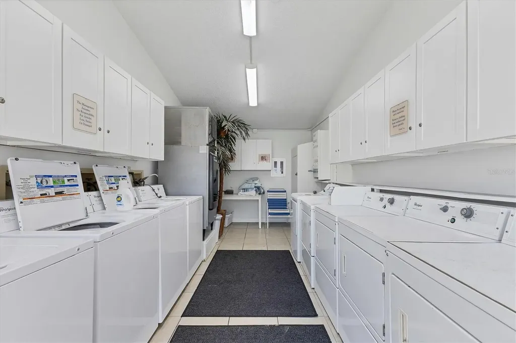 4725 Gulf Of Mexico Drive Longboat Key FL 34228