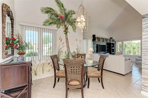 4725 Gulf Of Mexico Drive Longboat Key FL 34228