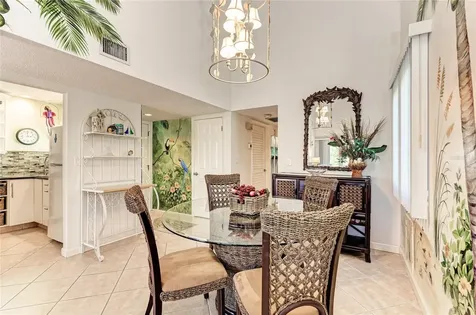 4725 Gulf Of Mexico Drive Longboat Key FL 34228